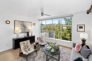 Photo #4: 424031267 Listing 