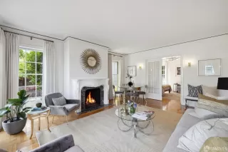 Photo #6: 424031429 Listing 