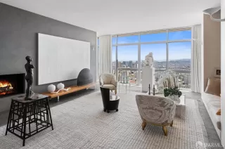 Photo #4: 424031495 Listing