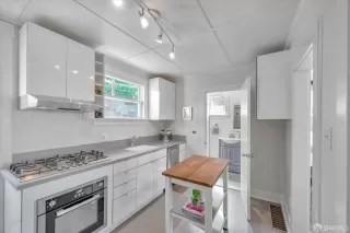 Photo #3: 424031662 Listing 