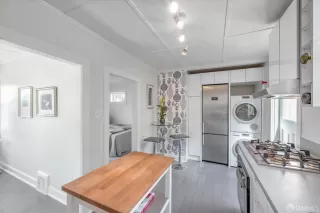 Photo #4: 424031662 Listing 