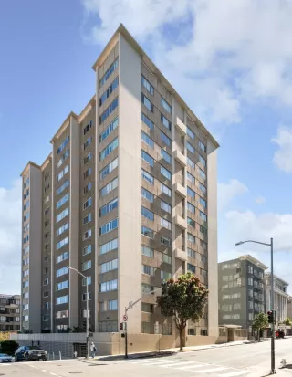 Photo #1: 424031742 Listing 