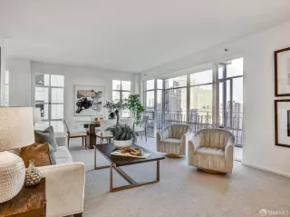 Photo #3: 424031761 Listing 