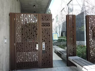 Photo #3: 424031886 Listing