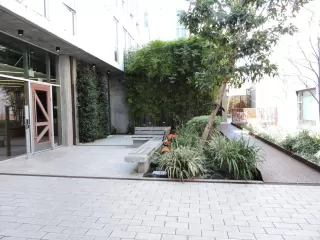 Photo #6: 424031886 Listing