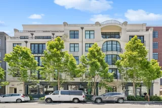 Photo #2: 424032155 Listing 