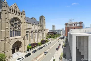 Photo #1: 424032646 Listing