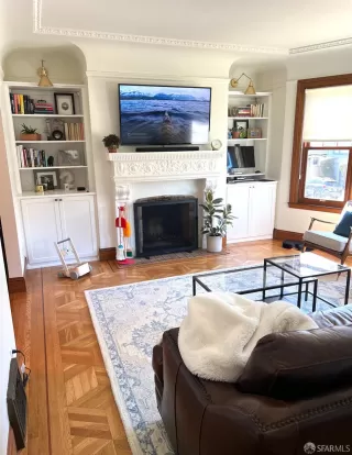 Photo #3: 424032669 Listing