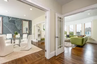 Photo #5: 424032926 Listing 