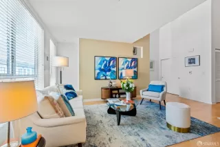 Photo #5: 424032940 Listing 