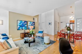 Photo #6: 424032940 Listing 