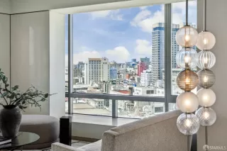 Photo #6: 424033486 Listing