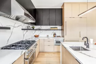 Photo #5: 424033939 Listing 