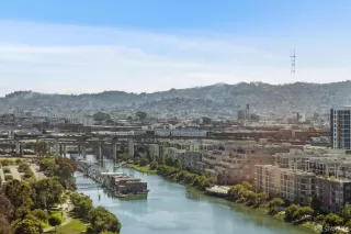 Photo #2: 424034174 Listing