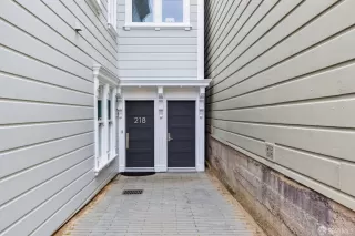 Photo #3: 424034360 Listing 