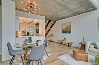 Photo #4: 424034434 Listing