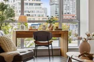 Photo #5: 424034520 Listing