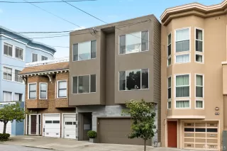 Photo #2: 424034602 Listing 