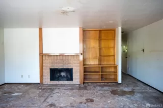 Photo #3: 424035107 Listing