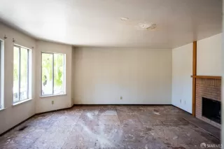 Photo #5: 424035107 Listing