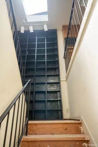 Photo #3: 424035185 Listing 