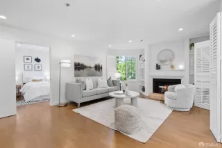 Photo #4: 424035354 Listing 