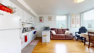 Photo #4: 424035688 Listing 