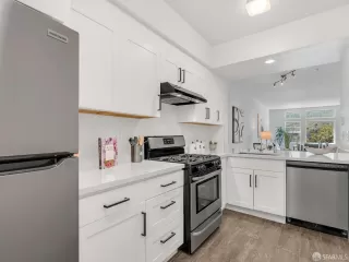 Photo #5: 424036003 Listing 