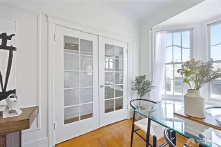 Photo #4: 424037077 Listing