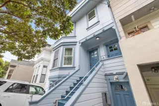 Photo #3: 424037186 Listing