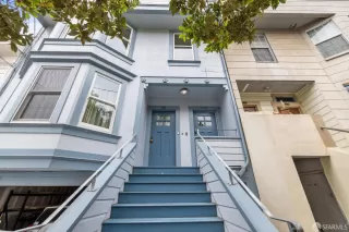 Photo #4: 424037186 Listing