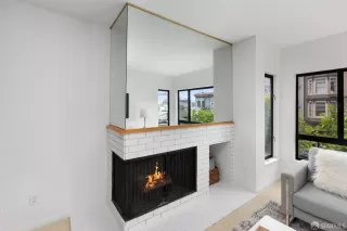 Photo #4: 424037238 Listing