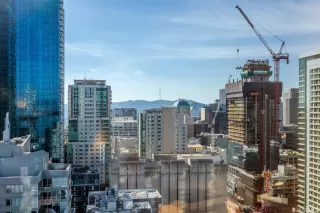 Photo #4: 424037534 Listing