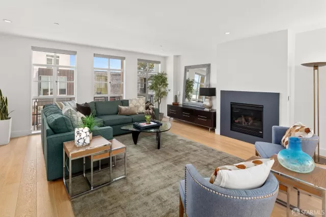 MLS: 424037566 Condo For Sale