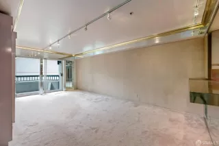 Photo #6: 424037793 Listing