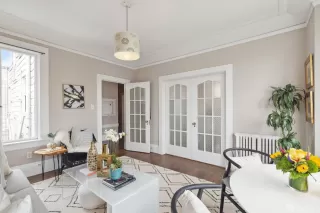 Photo #6: 424038360 Listing