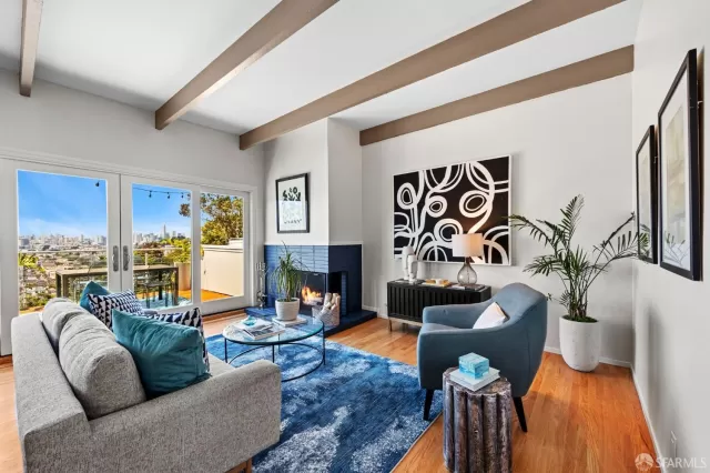 MLS: 424038422 Condo For Sale