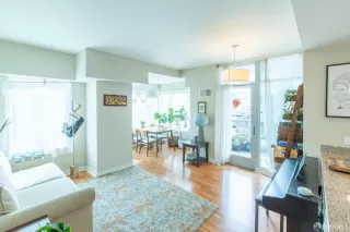 Photo #1: 424038472 Listing