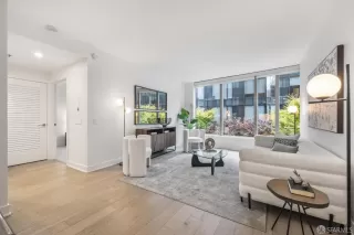 Photo #2: 424038605 Listing