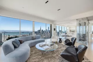 Photo #1: 424038704 Listing