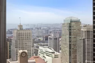 Photo #5: 424038872 Listing