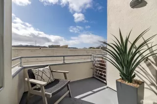 Photo #5: 424038892 Listing 