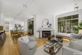 Photo #1: 424039530 Listing 