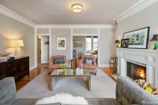 Photo #4: 424039598 Listing 