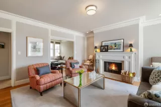 Photo #5: 424039598 Listing 