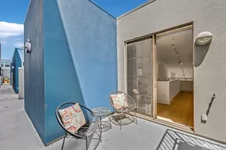 Photo #5: 424039808 Listing 