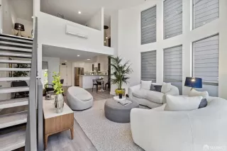 Photo #4: 424039836 Listing 