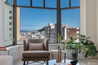 Photo #1: 424039992 Listing