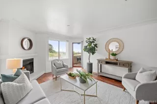 Photo #1: 424040126 Listing 