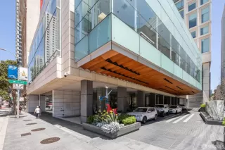 Photo #3: 424040720 Listing